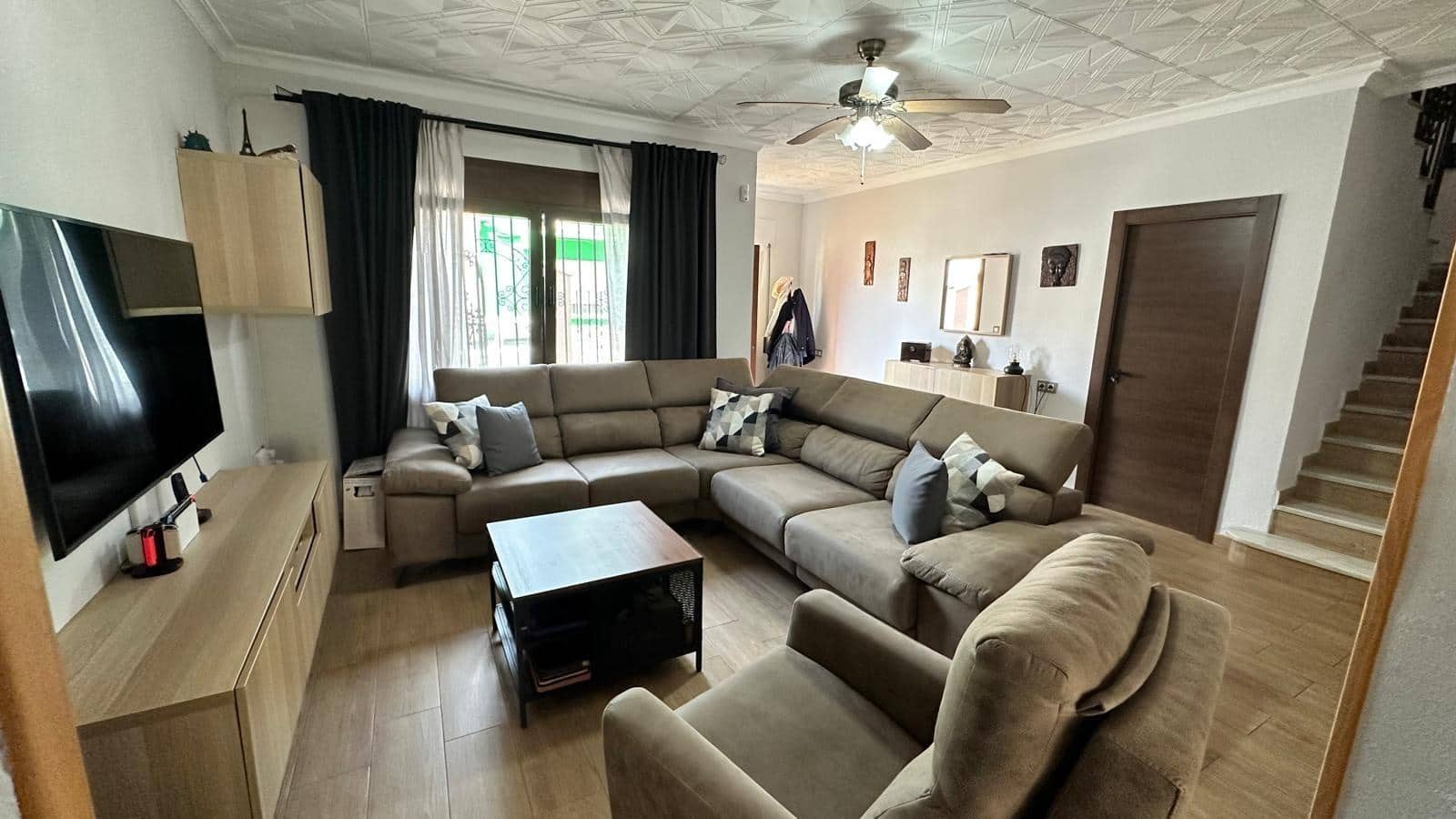 5 camera da letto Villetta a Schiera in vendita in La Linea de la Concepcion con piscina - 434.900 € (Rif: 10120499)