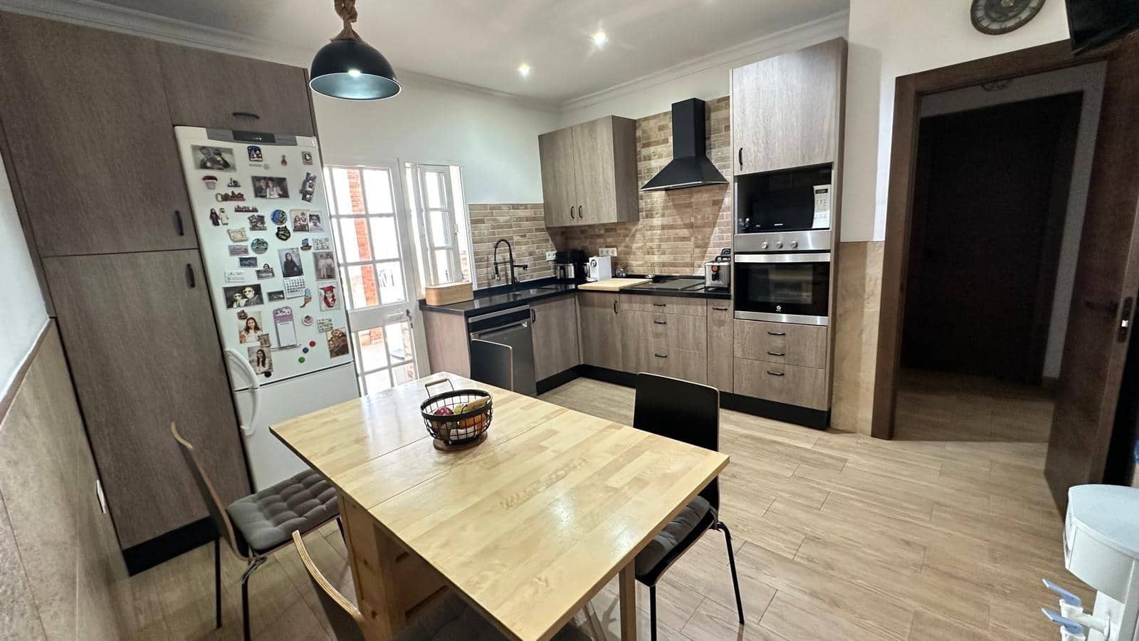 5 camera da letto Villetta a Schiera in vendita in La Linea de la Concepcion con piscina - 434.900 € (Rif: 10120499)