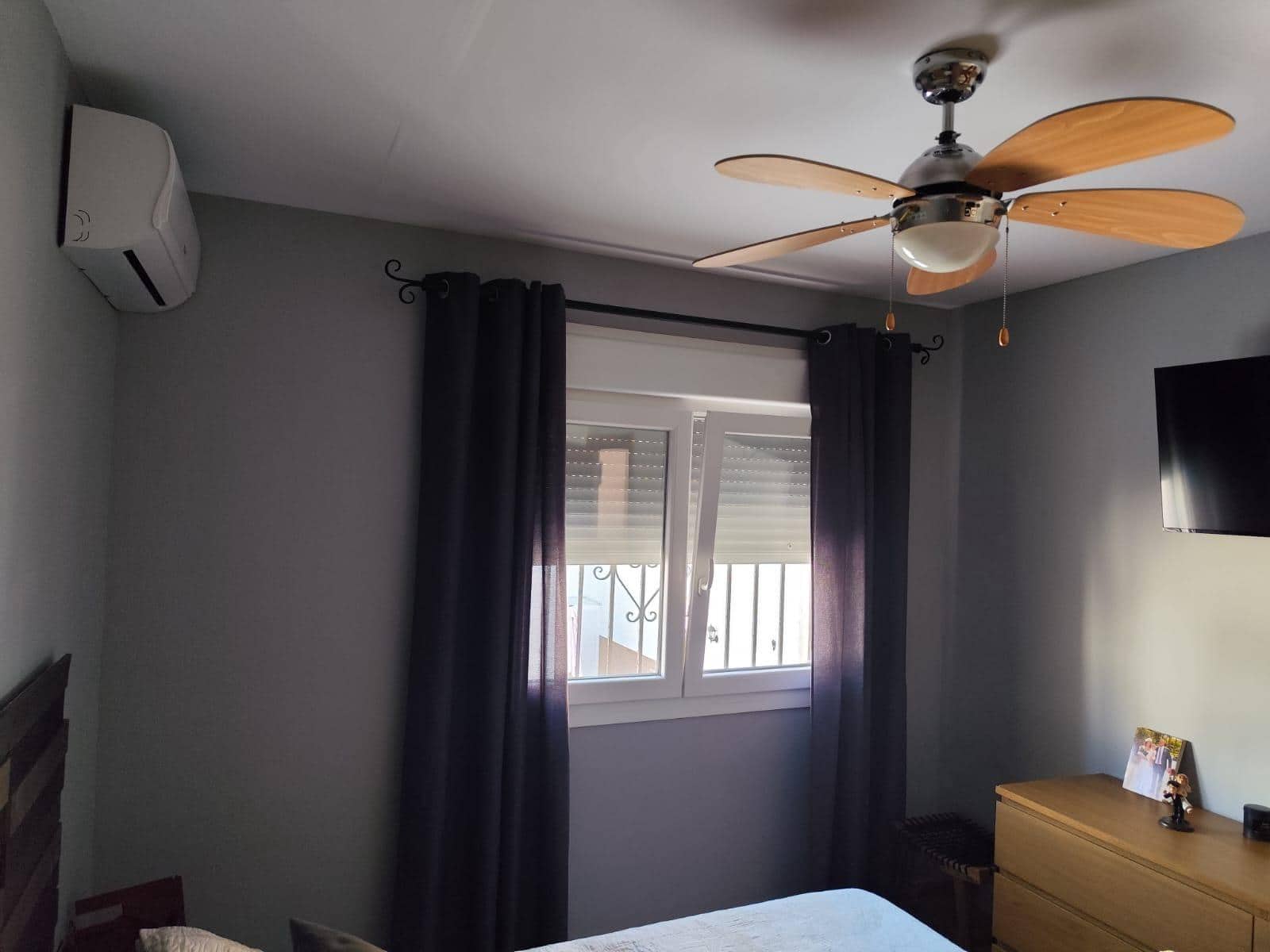 5 camera da letto Villetta a Schiera in vendita in La Linea de la Concepcion con piscina - 434.900 € (Rif: 10120499)