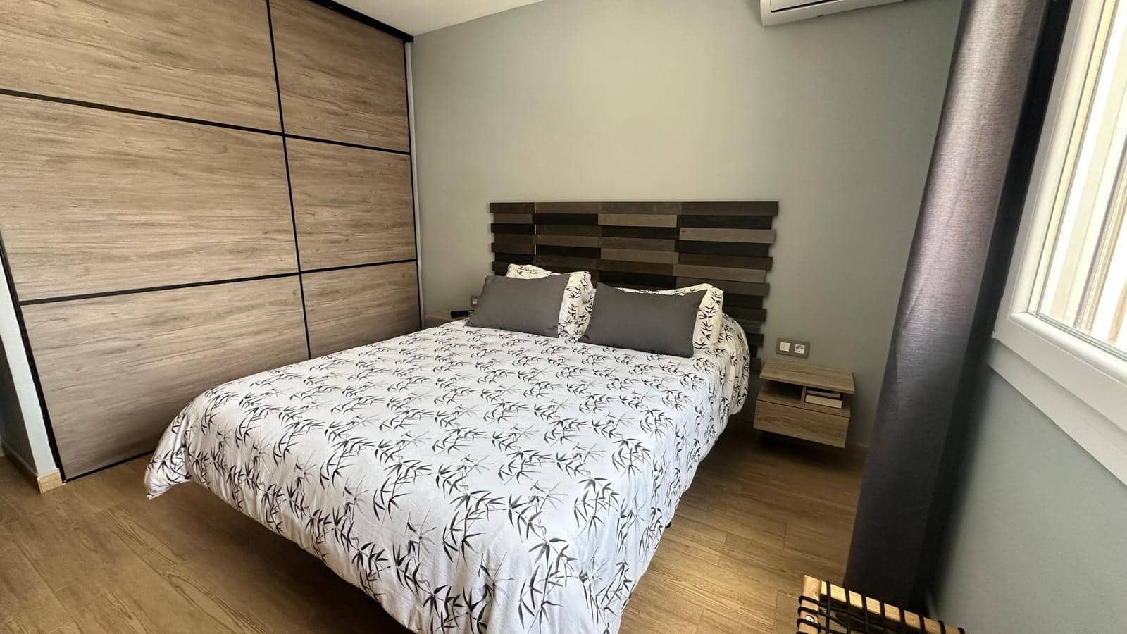 5 camera da letto Villetta a Schiera in vendita in La Linea de la Concepcion con piscina - 434.900 € (Rif: 10120499)