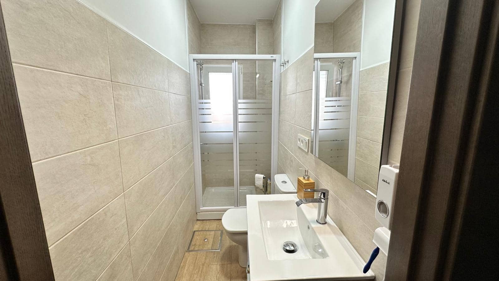 5 camera da letto Villetta a Schiera in vendita in La Linea de la Concepcion con piscina - 434.900 € (Rif: 10120499)