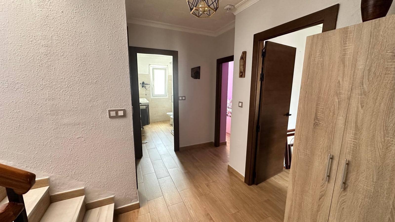 5 camera da letto Villetta a Schiera in vendita in La Linea de la Concepcion con piscina - 434.900 € (Rif: 10120499)