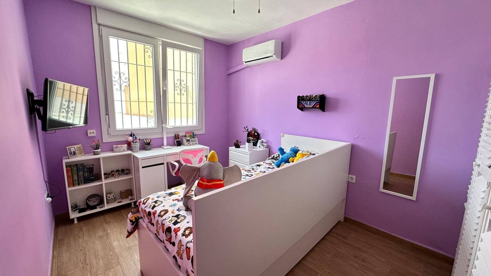5 camera da letto Villetta a Schiera in vendita in La Linea de la Concepcion con piscina - 434.900 € (Rif: 10120499)