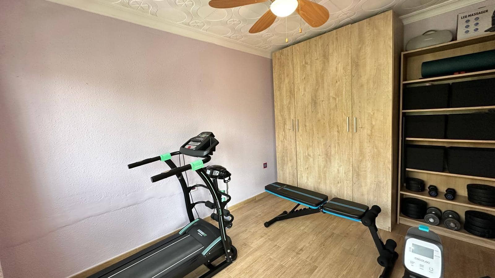 5 camera da letto Villetta a Schiera in vendita in La Linea de la Concepcion con piscina - 434.900 € (Rif: 10120499)
