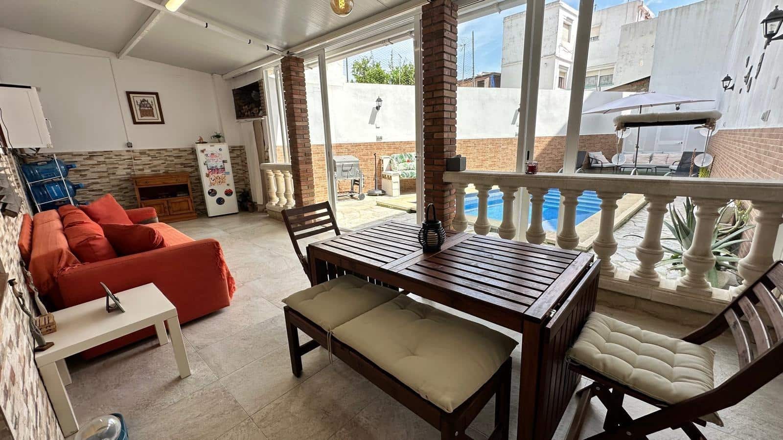 5 camera da letto Villetta a Schiera in vendita in La Linea de la Concepcion con piscina - 434.900 € (Rif: 10120499)