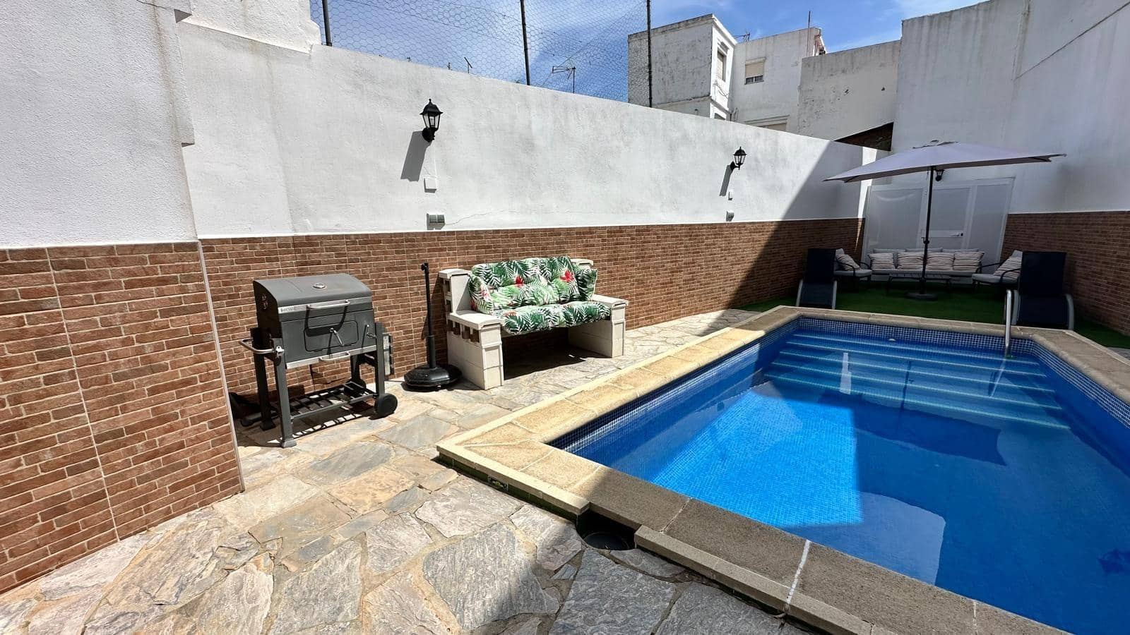 5 camera da letto Villetta a Schiera in vendita in La Linea de la Concepcion con piscina - 434.900 € (Rif: 10120499)
