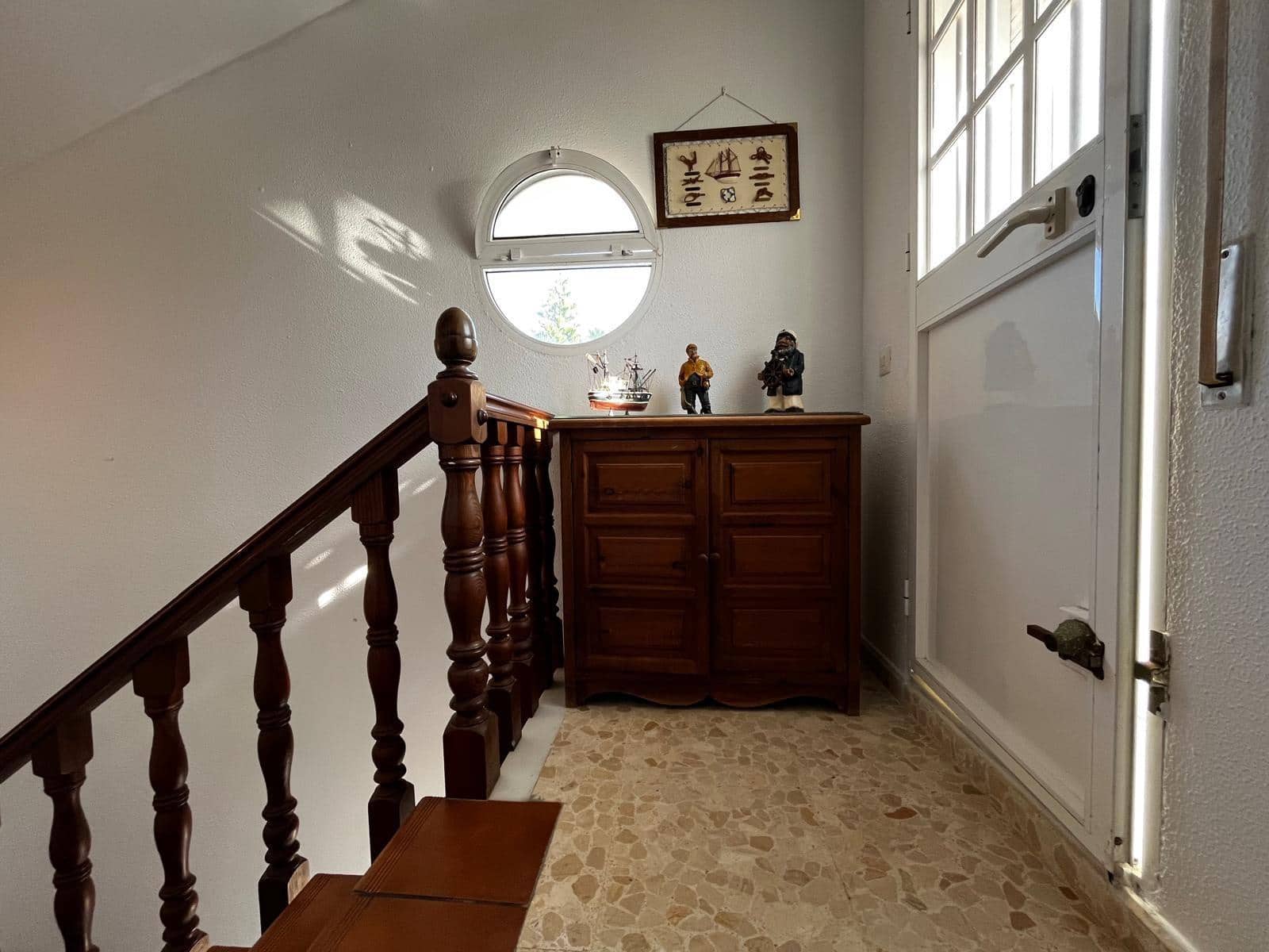 3 bedroom Villa for sale in Algeciras with pool garage - € 365,000 (Ref: 10120503)