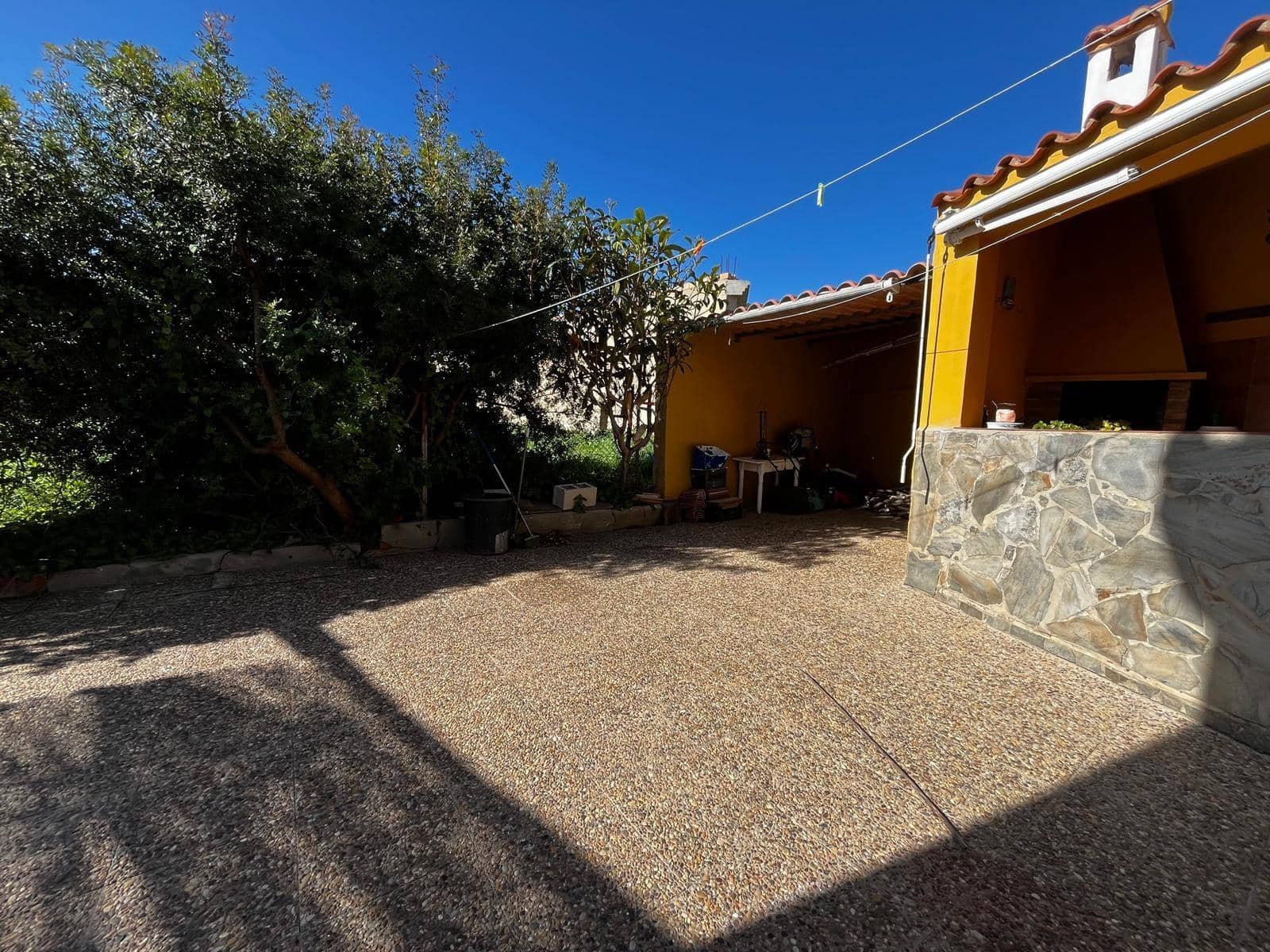 3 bedroom Villa for sale in Algeciras with pool garage - € 365,000 (Ref: 10120503)