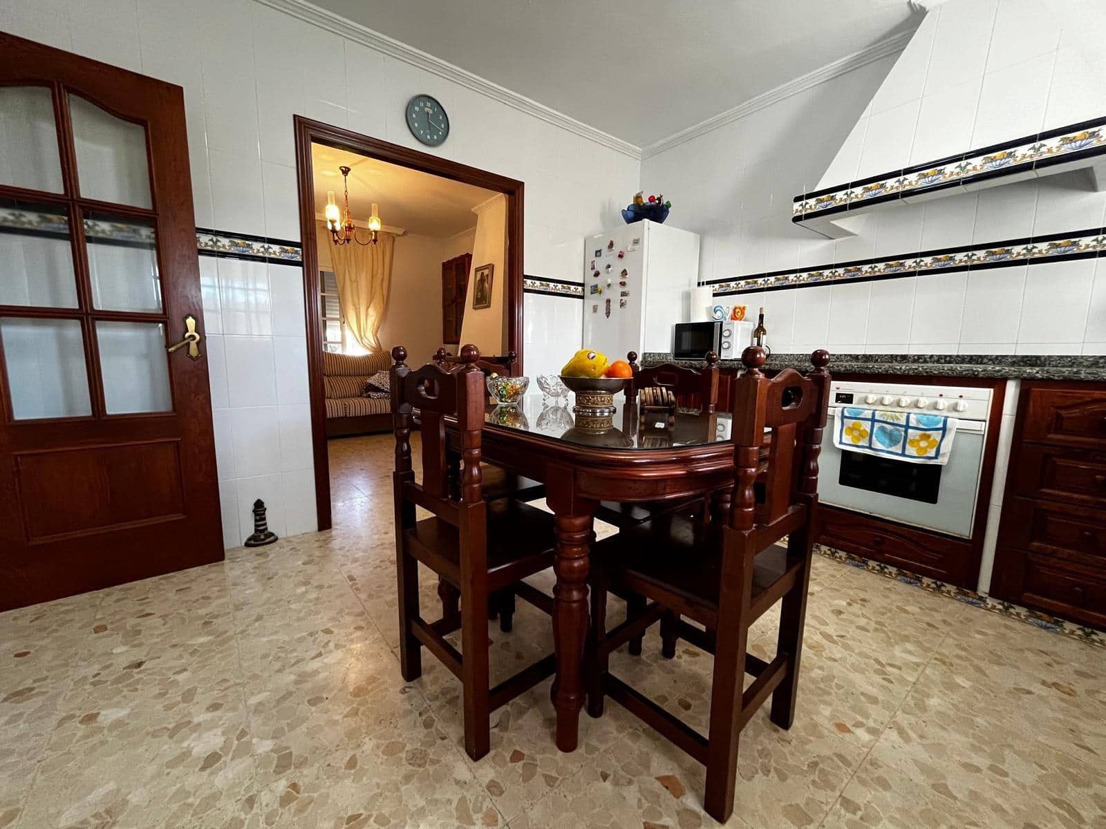 3 bedroom Villa for sale in Algeciras with pool garage - € 365,000 (Ref: 10120503)