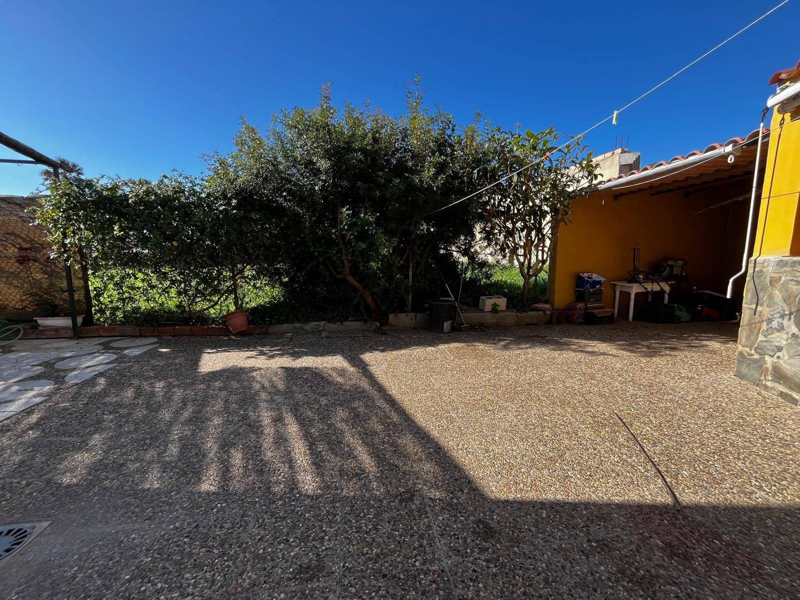 3 bedroom Villa for sale in Algeciras with pool garage - € 365,000 (Ref: 10120503)