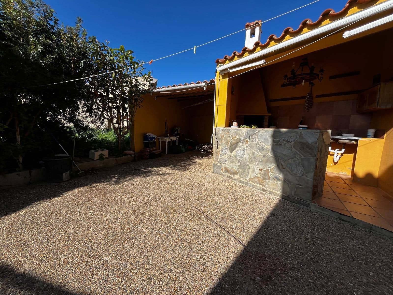 3 bedroom Villa for sale in Algeciras with pool garage - € 365,000 (Ref: 10120503)