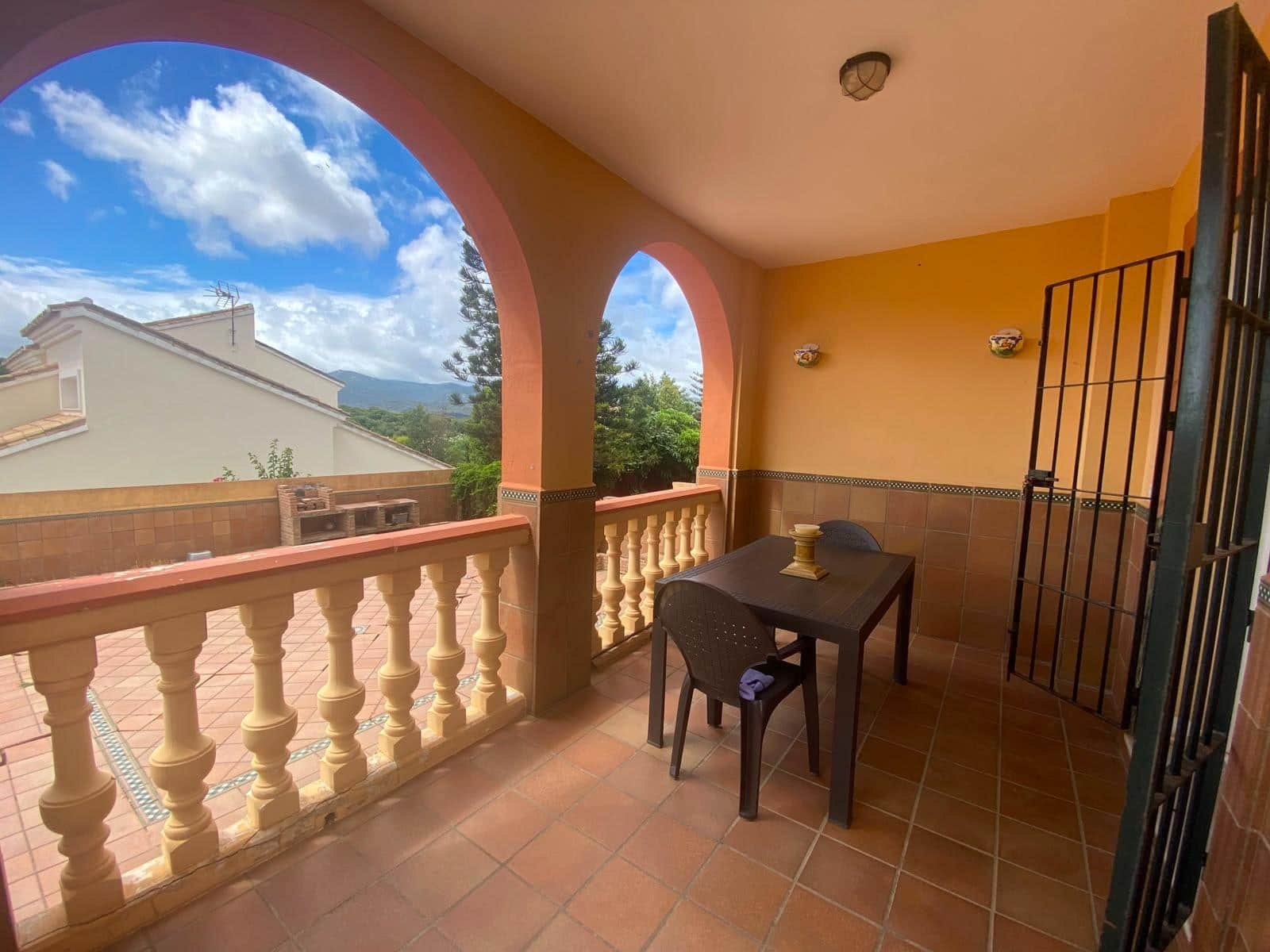 4 soverom Kjedet enebolig til salgs i Los Barrios - € 350 000 (Ref: 10133615)