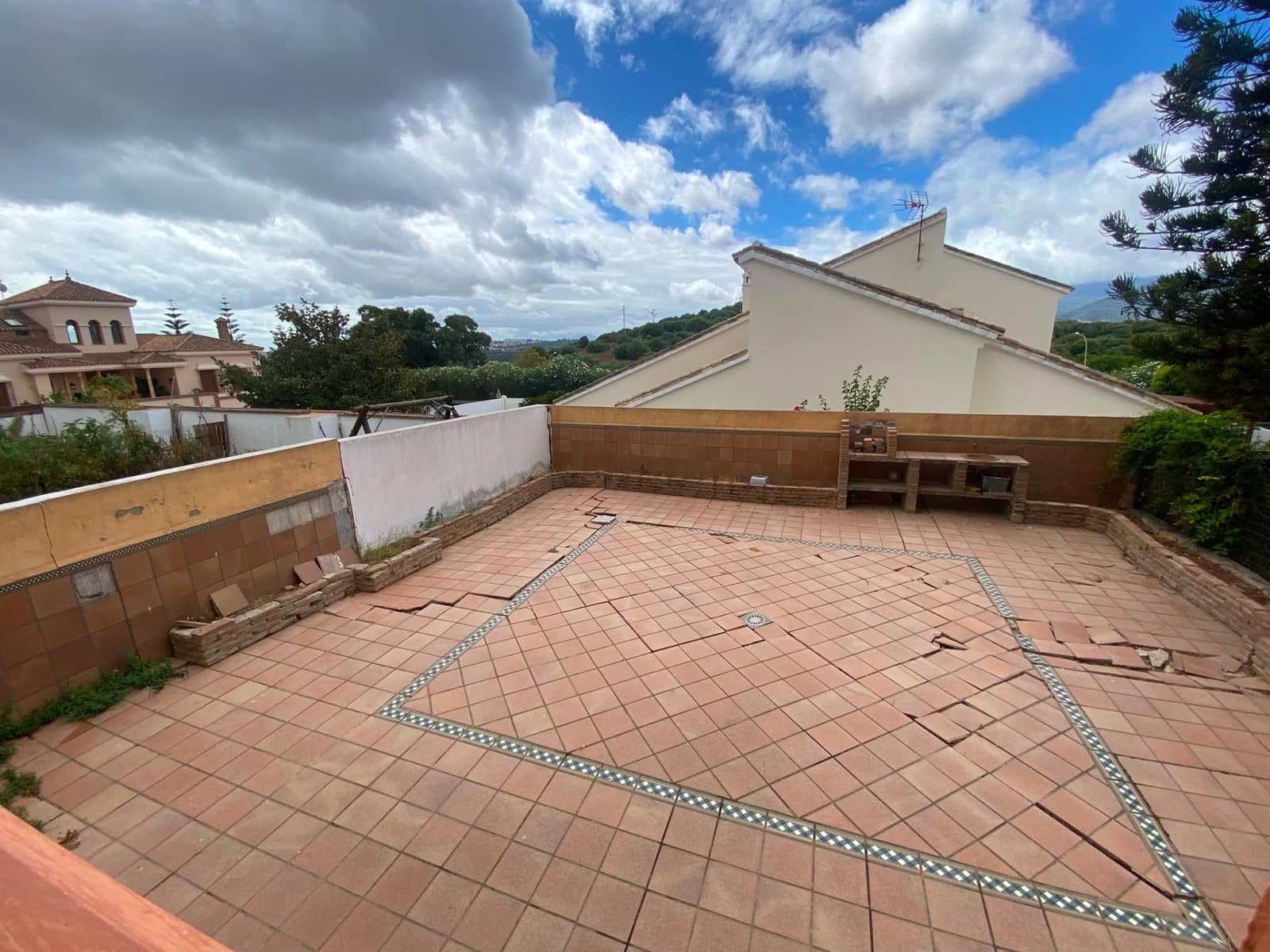 4 soverom Kjedet enebolig til salgs i Los Barrios - € 350 000 (Ref: 10133615)