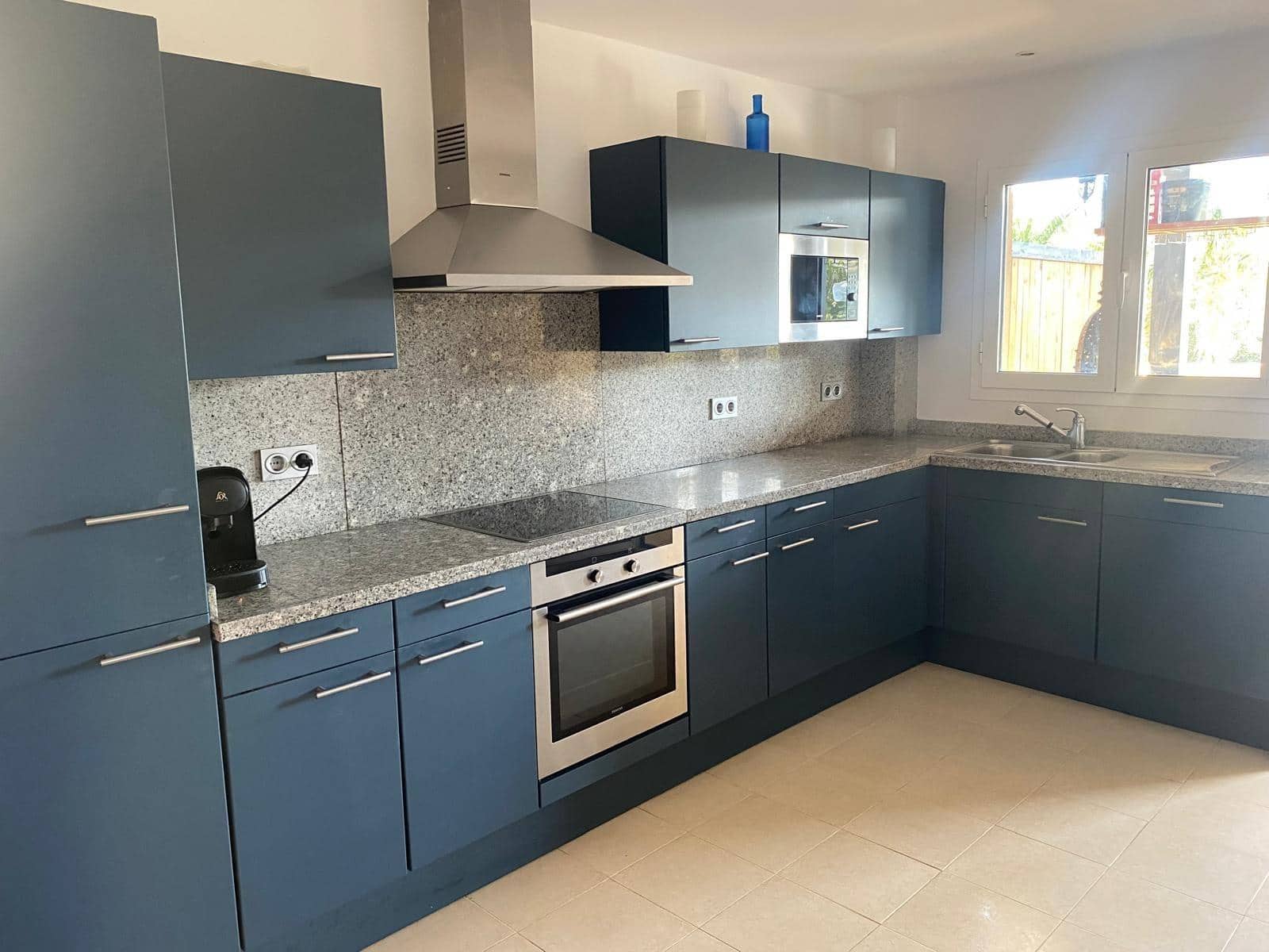 3 sypialnia Mieszkanie na sprzedaż w San Roque z basenem garażem - 475 000 € (Ref: 10135198)