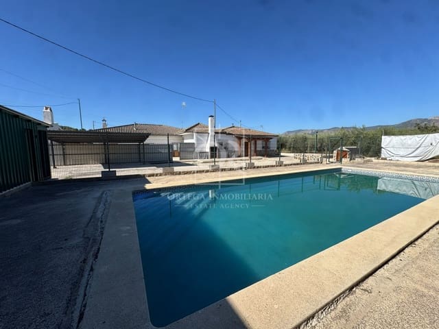 4 soveværelse Finca/Landehus til leje i Caravaca de la Cruz med swimmingpool garage - € 750 (Ref: 10116197)