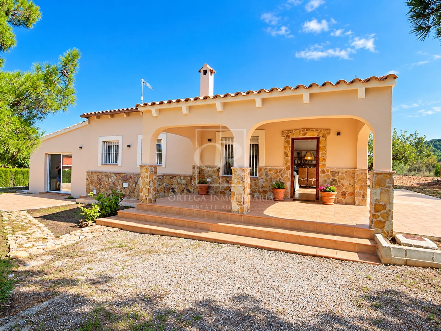 4 bedroom Finca/Country House for sale in Bullas - € 269,000 (Ref: 10117131)