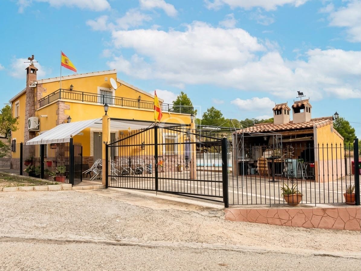 5 Zimmer Finca/Landgut zu verkaufen in Cehegin mit Pool Garage - 250.000 € (Ref: 10118150)