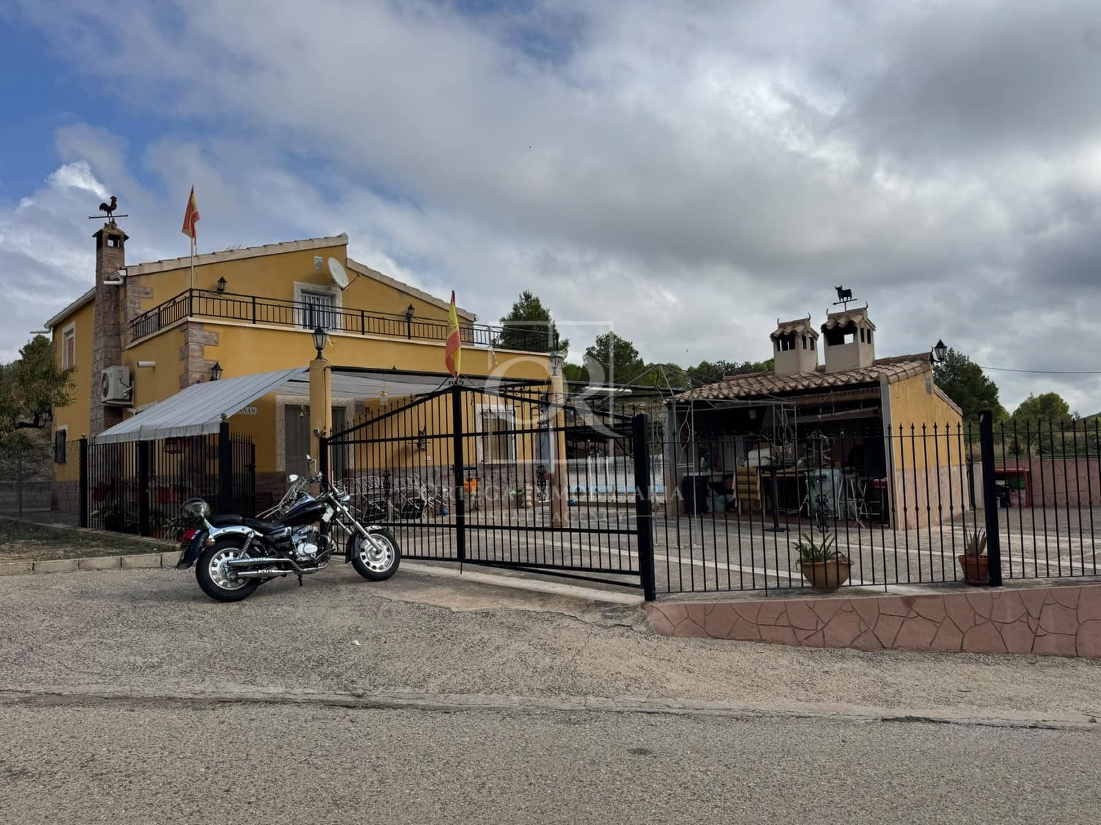 5 Zimmer Finca/Landgut zu verkaufen in Cehegin mit Pool Garage - 250.000 € (Ref: 10118150)