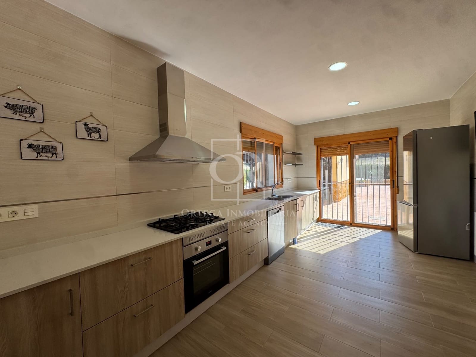 3 bedroom Finca/Country House for rent in Cehegin with pool garage - € 1,450 (Ref: 10169385)