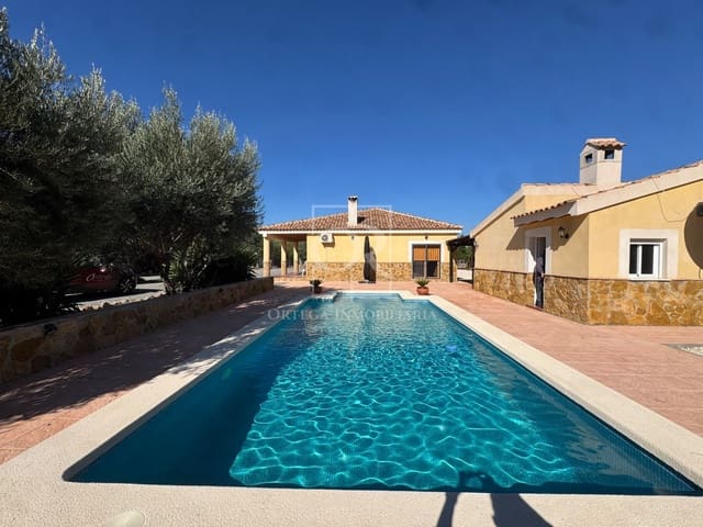 3 bedroom Finca/Country House for rent in Cehegín with pool garage - € 1,450 (Ref: 10169385)