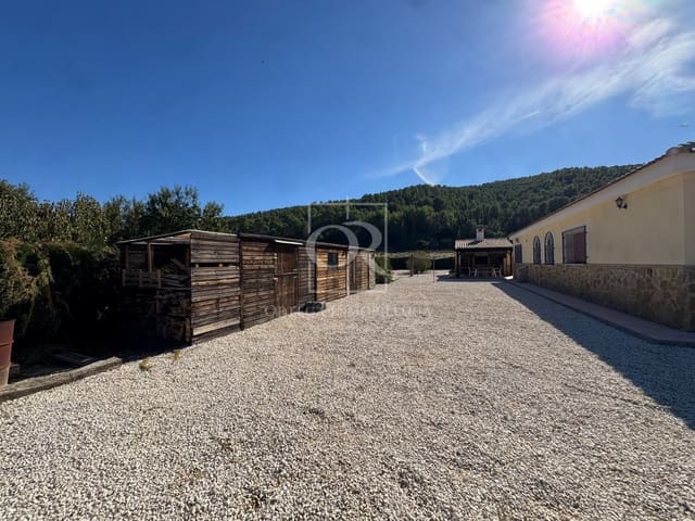 3 bedroom Finca/Country House for rent in Cehegín with pool garage - € 1,450 (Ref: 10169385)