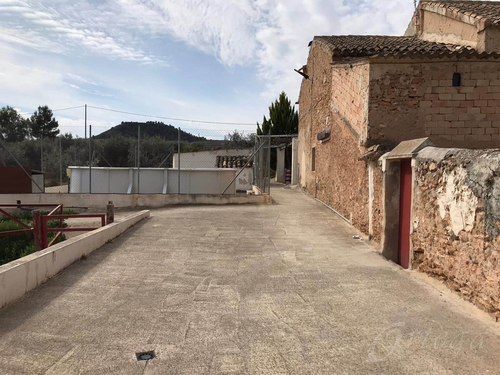 4 bedroom Finca/Country House for sale in Cehegin with pool garage - € 50,000 (Ref: 6086585)
