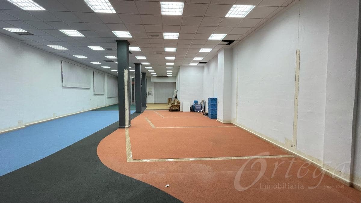 Commercial for sale in Cehegin with garage - € 199,500 (Ref: 6086620)