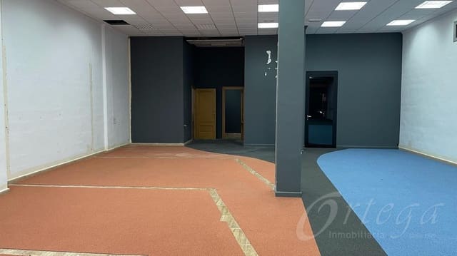 Kaupallinen myytävänä paikassa Cehegín mukana 
autotalli - 199 500 € (Ref: 6086620)