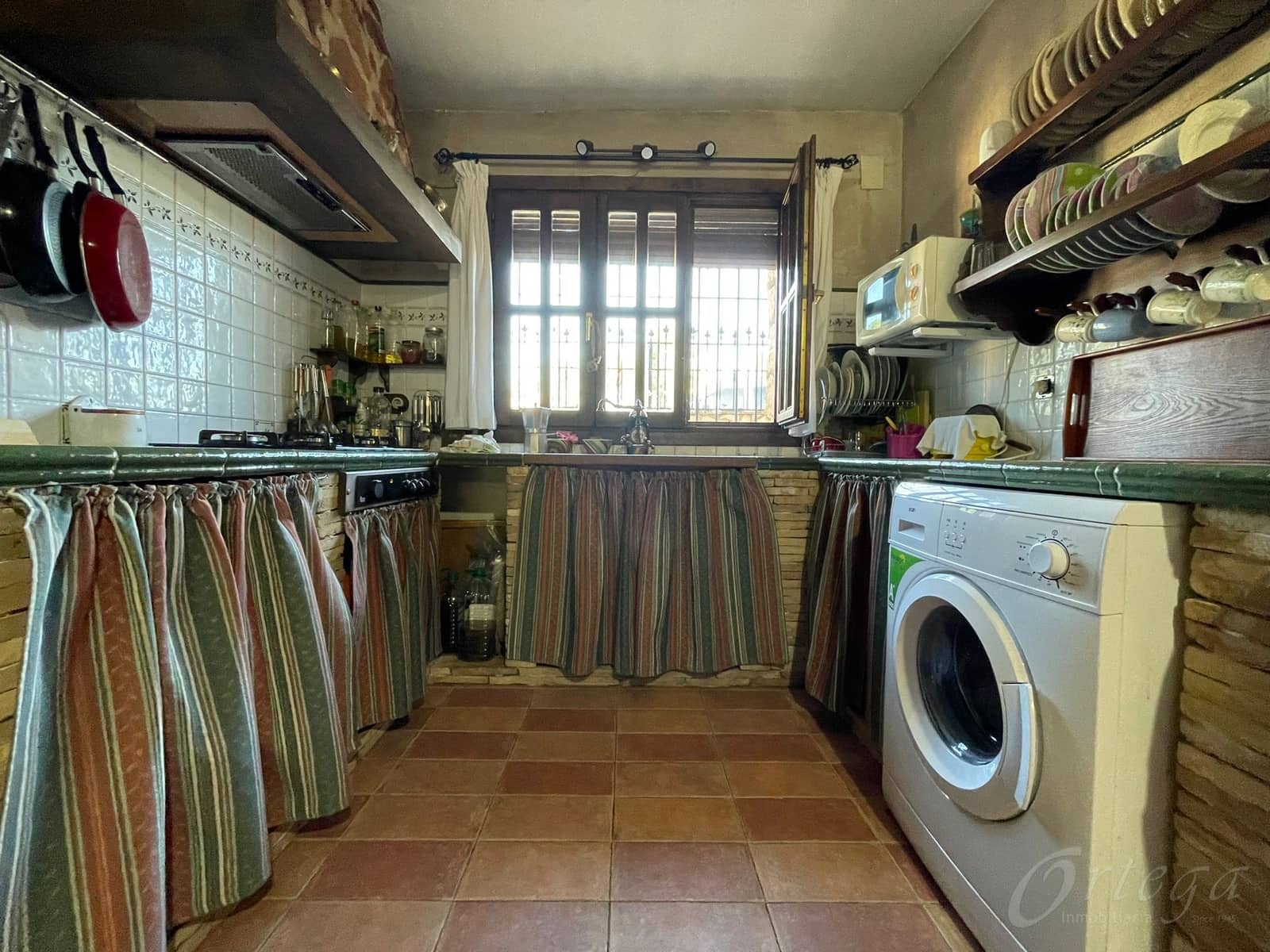 3 sypialnia Finka/Dom wiejski na sprzedaż w Cehegin z basenem garażem - 200 000 € (Ref: 6086631)