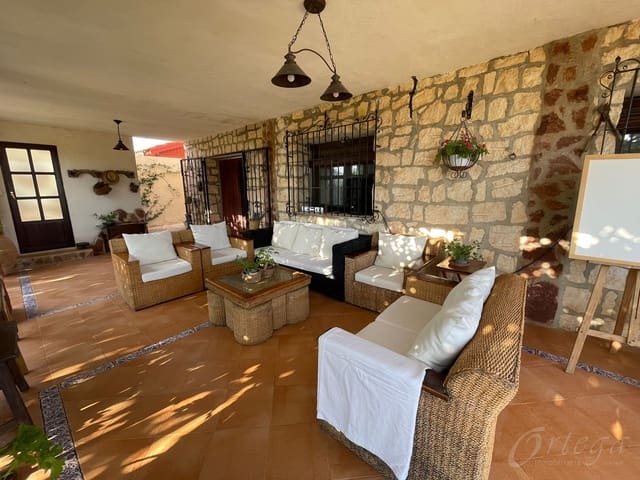 3 soveværelse Finca/Landehus til salg i Cehegín med swimmingpool garage - € 200.000 (Ref: 6086631)