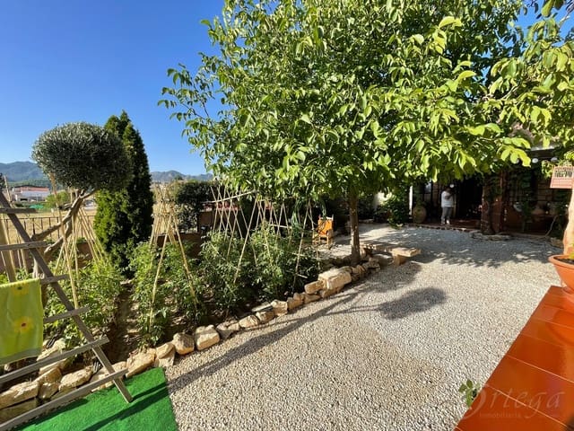 3 soveværelse Finca/Landehus til salg i Cehegín med swimmingpool garage - € 200.000 (Ref: 6086631)