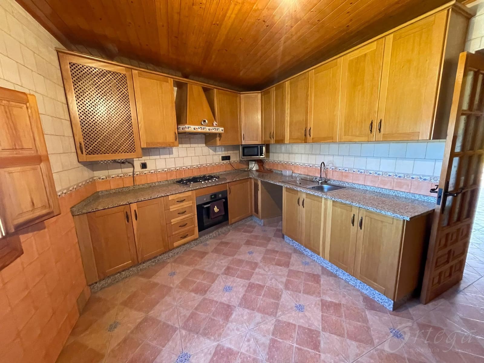 3 makuuhuone Maalaistalo myytävänä paikassa Cehegin mukana uima-altaan 
autotalli - 160 000 € (Ref: 6086642)