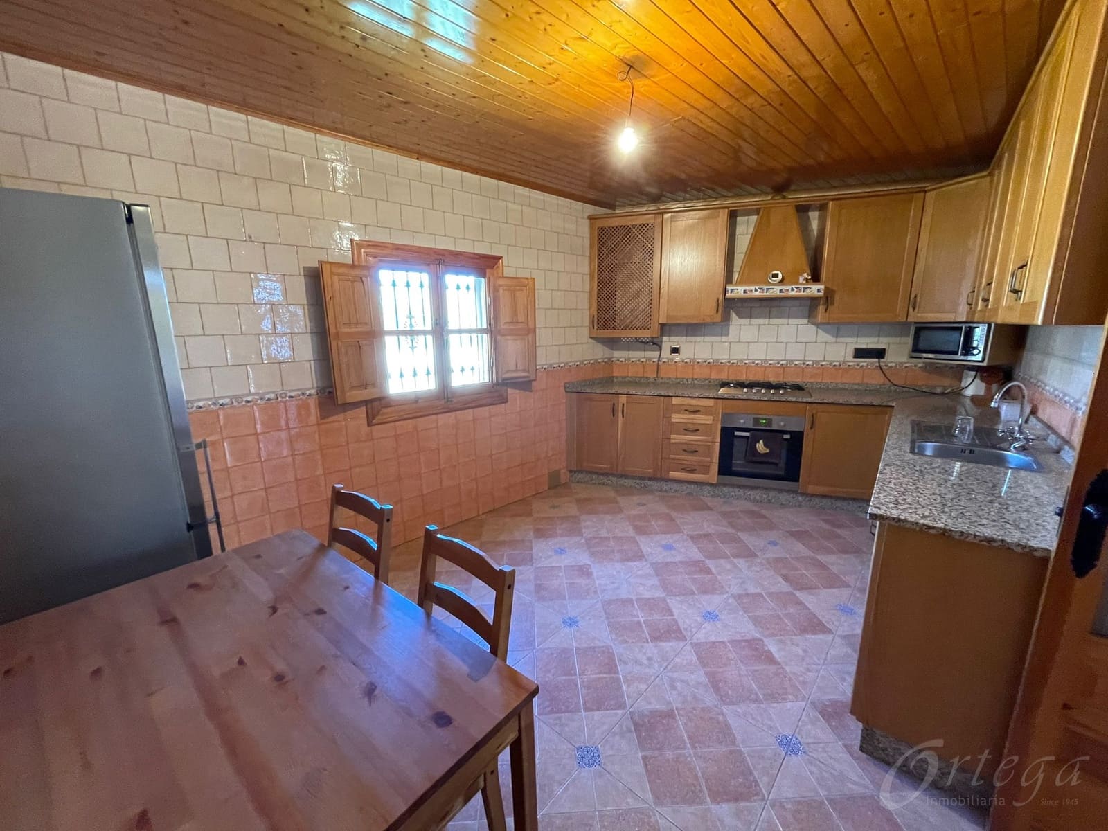 3 makuuhuone Maalaistalo myytävänä paikassa Cehegin mukana uima-altaan 
autotalli - 160 000 € (Ref: 6086642)