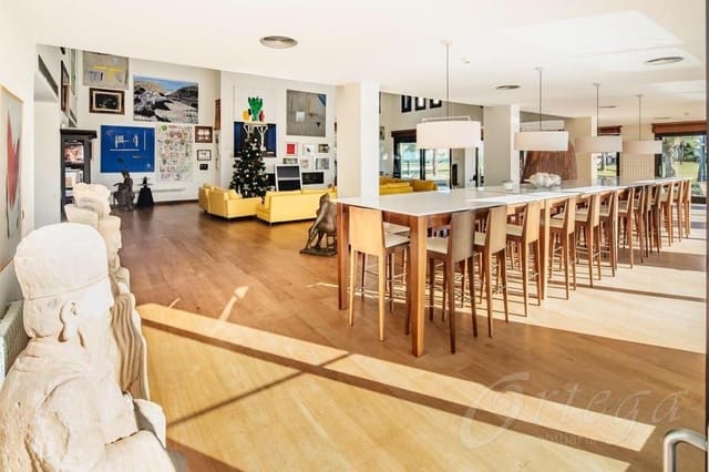 8 makuuhuone Huvila myytävänä paikassa Mar Menor Golf Resort, Torre-Pacheco mukana uima-altaan 
autotalli - 1 750 000 € (Ref: 6086821)