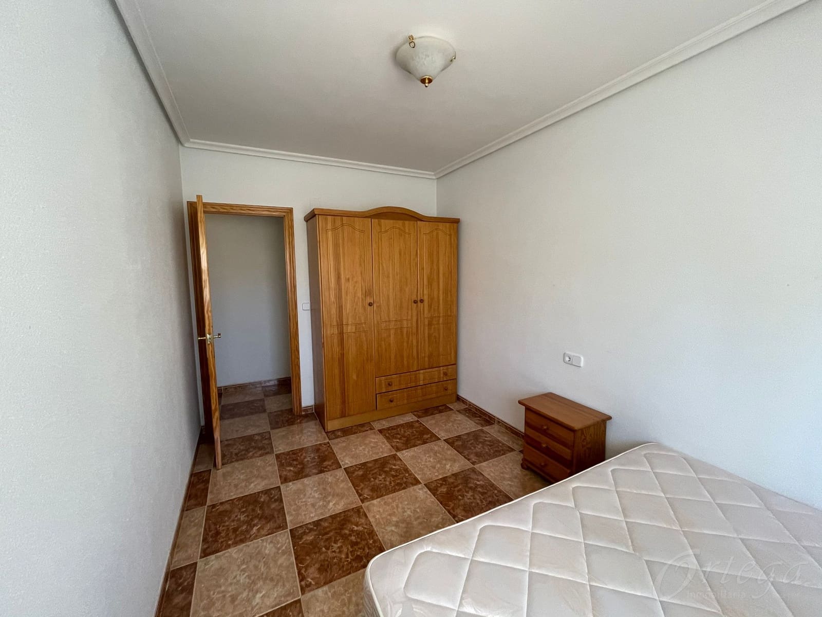 3 bedroom Flat for sale in Cehegin with garage - € 90,000 (Ref: 6087560)