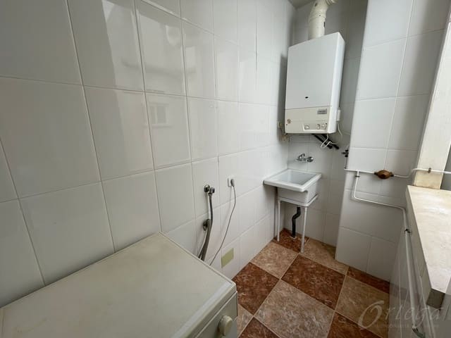 Piso de 3 habitaciones en Cehegín en venta con garaje - 90.000 € (Ref: 6087560)