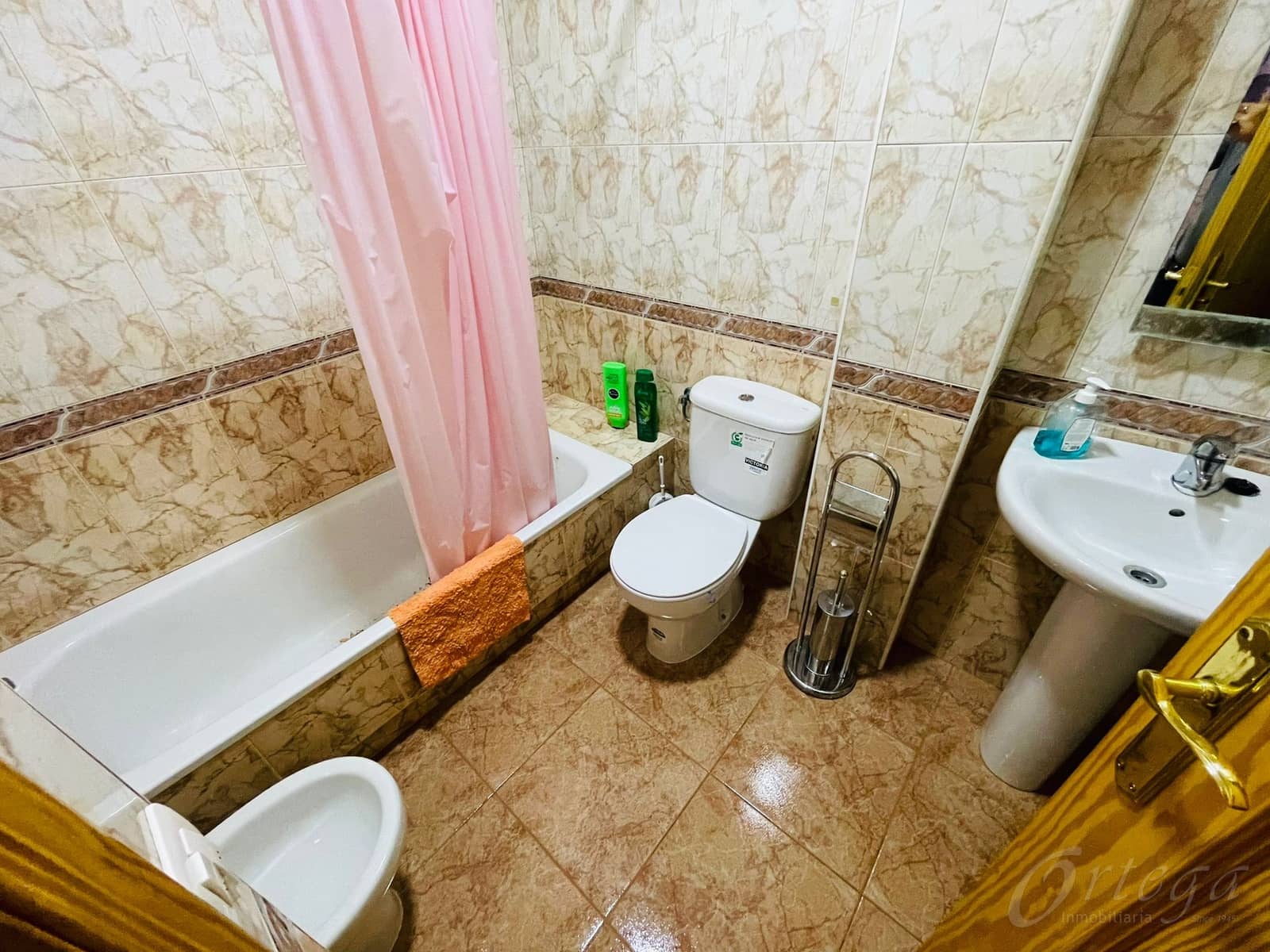 3 makuuhuone Asunto myytävänä paikassa Cehegin mukana 
autotalli - 99 500 € (Ref: 6345488)