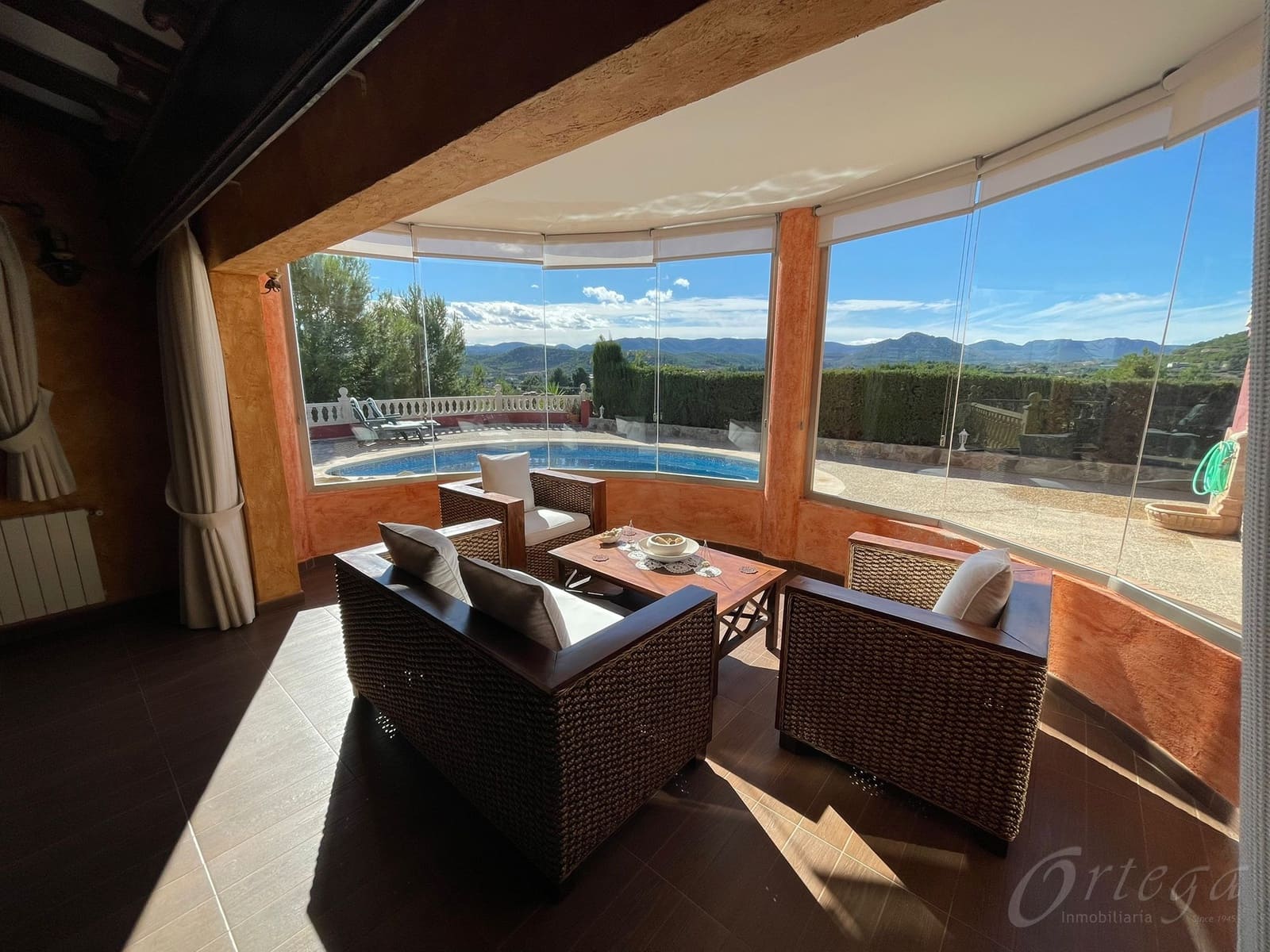 4 soveværelse Finca/Landehus til salg i Cehegin med swimmingpool garage - € 325.000 (Ref: 6345495)