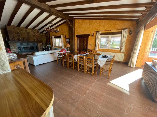 4 bedroom Finca/Country House for sale in Cehegín with pool garage - € 325,000 (Ref: 6345495)