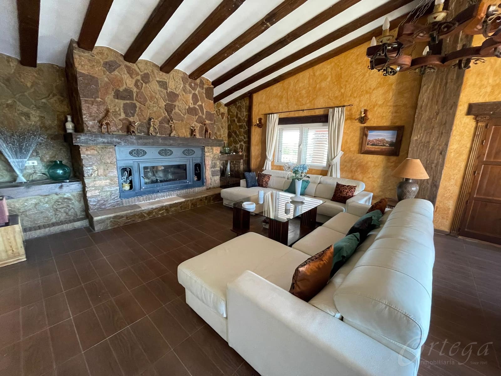 4 soveværelse Finca/Landehus til salg i Cehegin med swimmingpool garage - € 325.000 (Ref: 6345495)