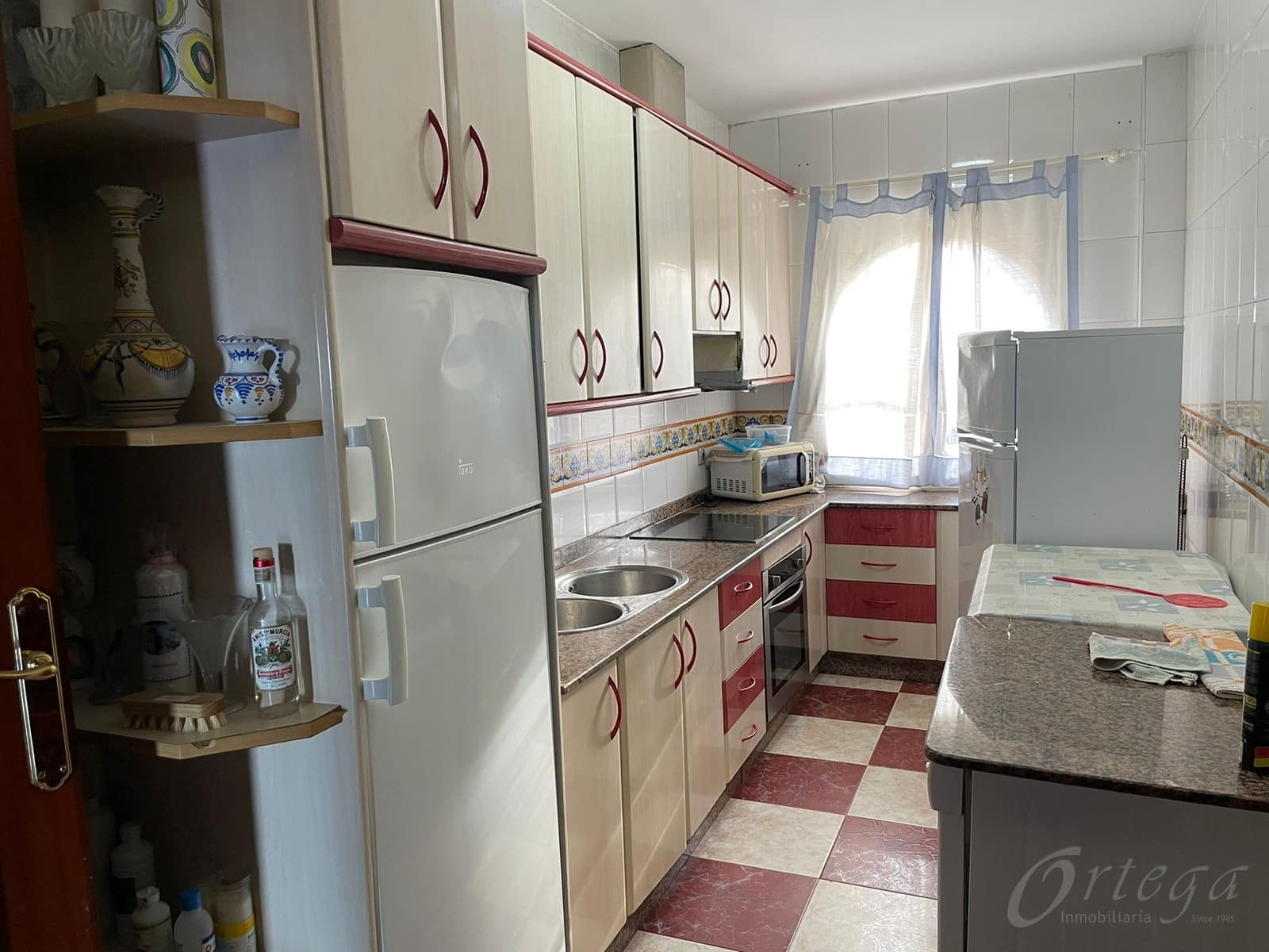 6 bedroom Villa for sale in La Manga del Mar Menor with pool garage - € 450,000 (Ref: 6422132)