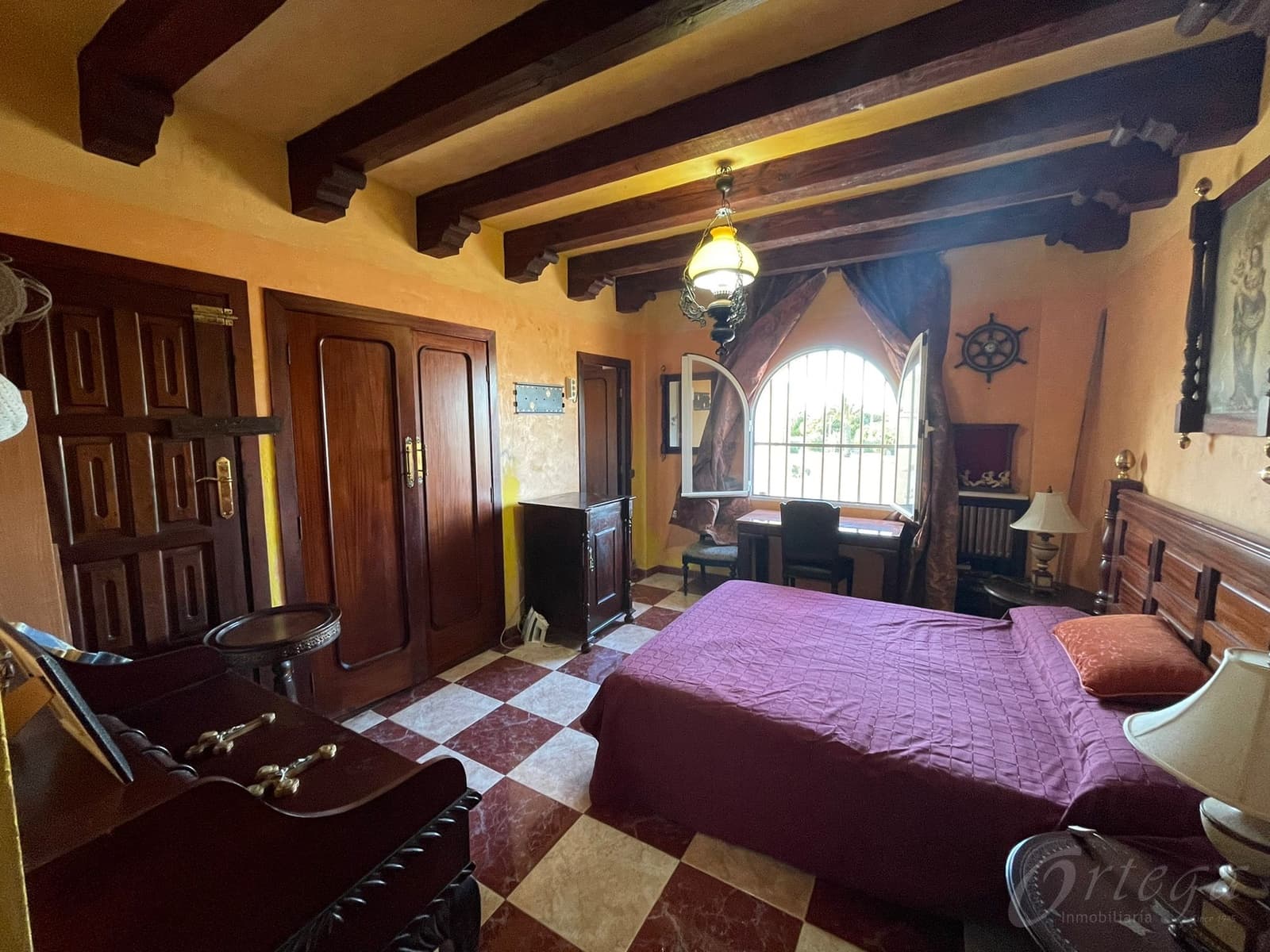 6 bedroom Villa for sale in La Manga del Mar Menor with pool garage - € 450,000 (Ref: 6422132)