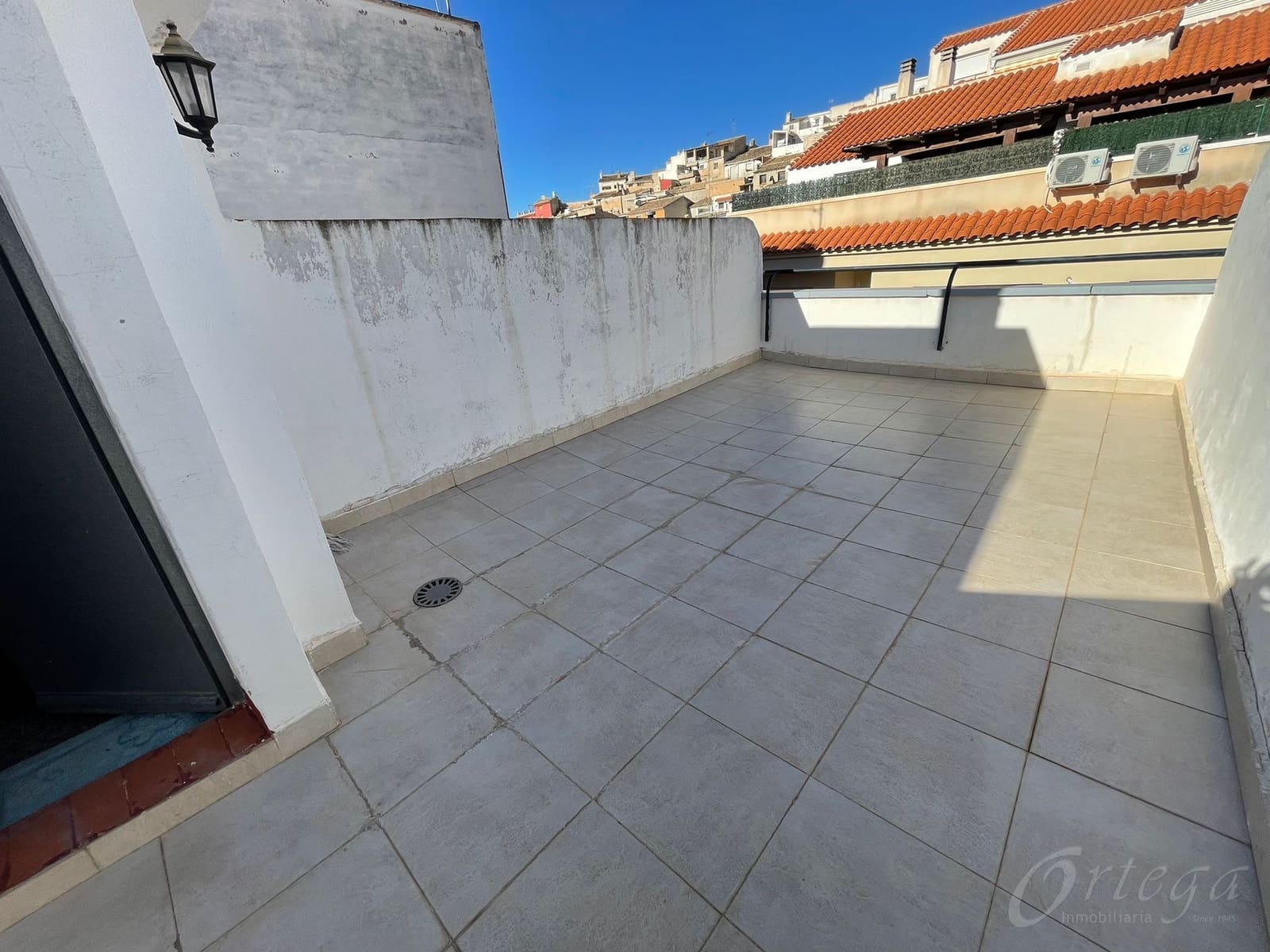 3 bedroom Apartment for sale in Cehegin with garage - € 90,000 (Ref: 6427943)