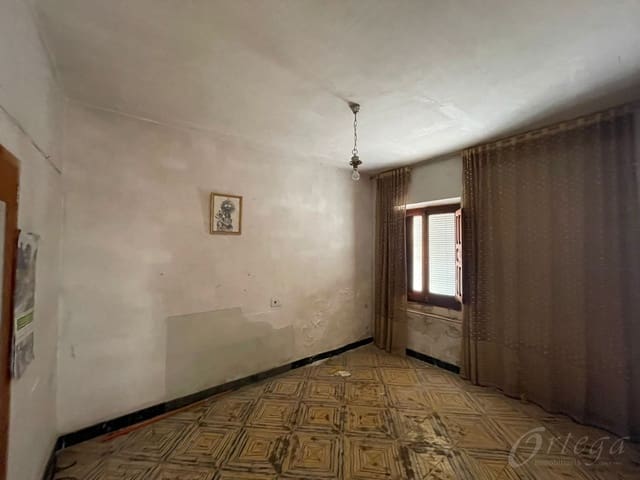 3 bedroom Townhouse for sale in Cehegín with garage - € 29,500 (Ref: 6585188)