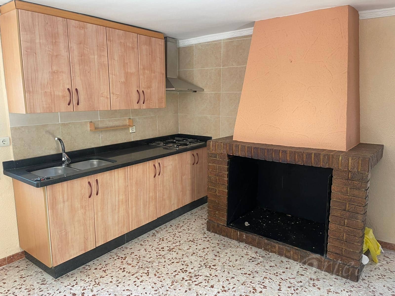 4 camera da letto Finca/Casa di Campagna in vendita in Canara con garage - 100.000 € (Rif: 6627259)
