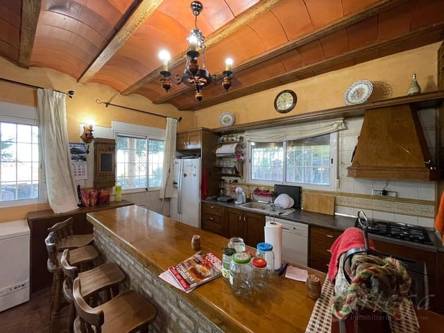 4 makuuhuone Maalaistalo myytävänä paikassa Bullas mukana uima-altaan 
autotalli - 349 000 € (Ref: 6680034)