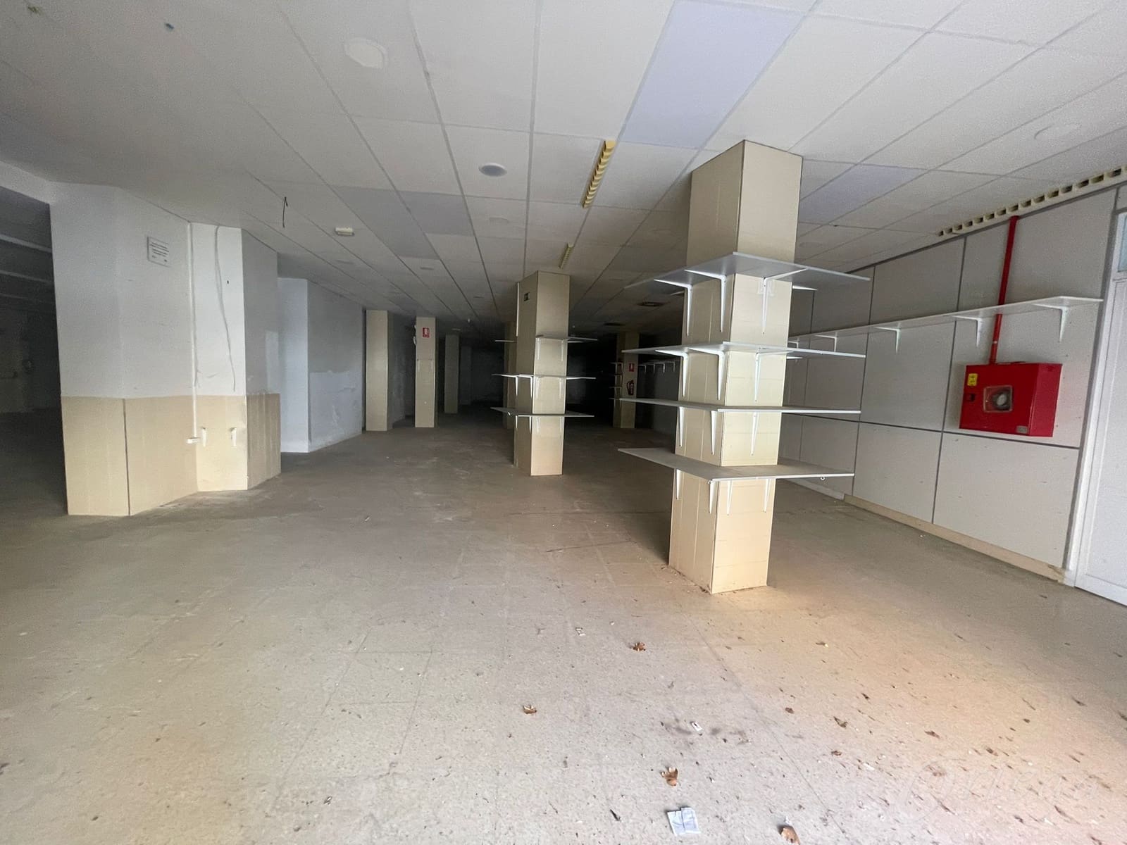 Commercial for rent in Cehegin with garage - € 4,850 (Ref: 6857936)