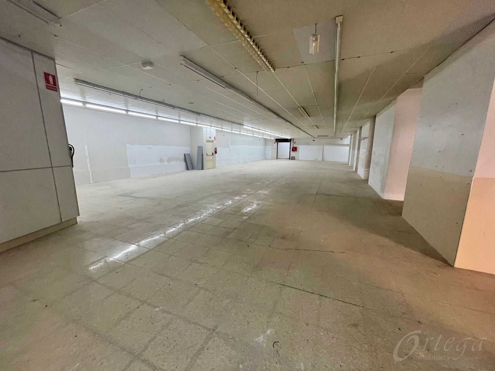 Commercial for rent in Cehegin with garage - € 4,850 (Ref: 6857936)