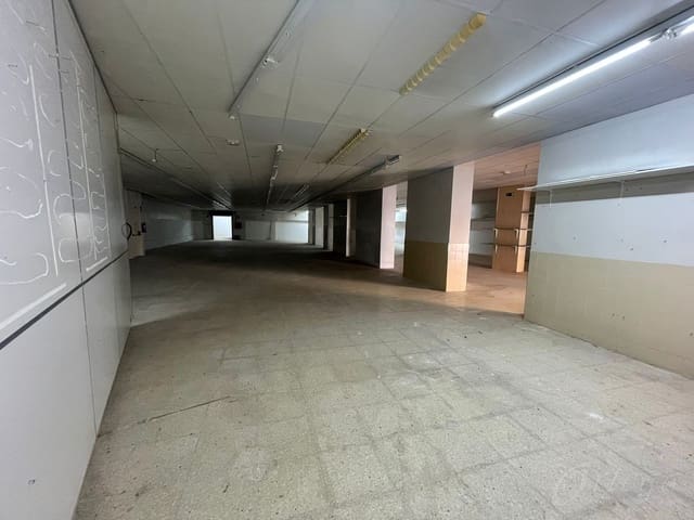 Commercial for rent in Cehegín with garage - € 4,850 (Ref: 6857936)