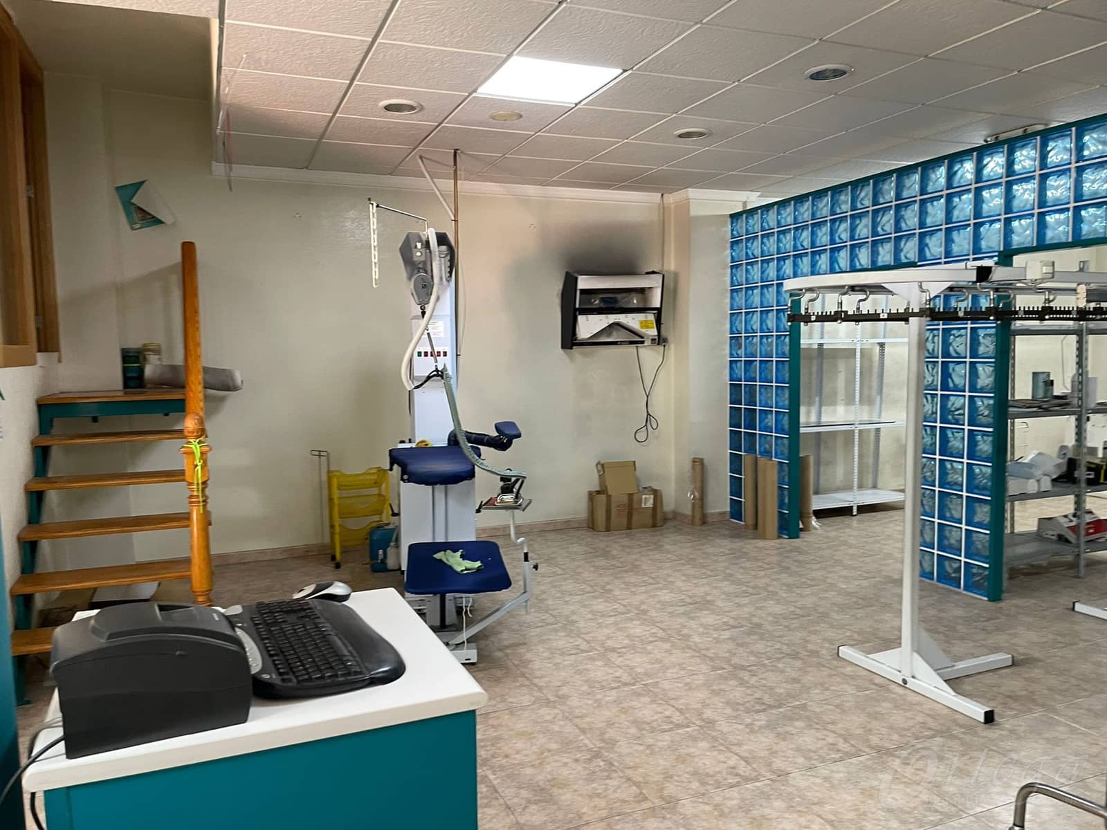 Commercial for rent in Cehegin - € 500 (Ref: 6869417)